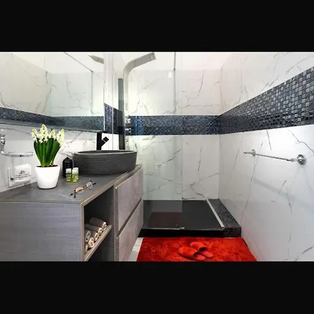 Bed & Breakfast Daphne Trevi 3*